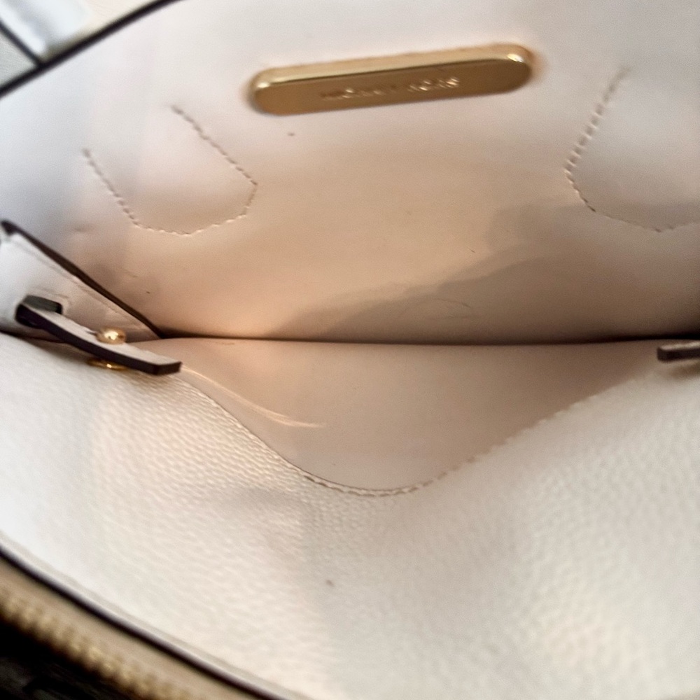 KORS Michael Kors cream with gold Handbag - Picture 8 of 11